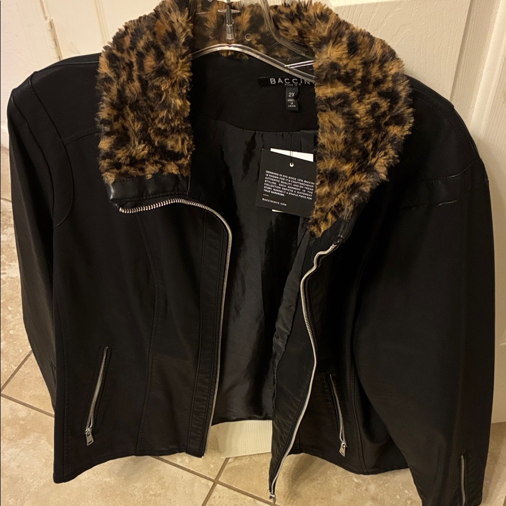 Baccini Black Leather Jacket with Leopard Faux Fur Collar